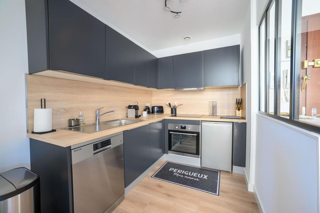Le Boudoir Du Palais Climatise & Luxueux Apartment Perigueux Exterior photo